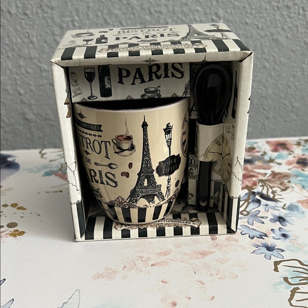 Paris Themed Mini Mug and Spoon Souvenir Set